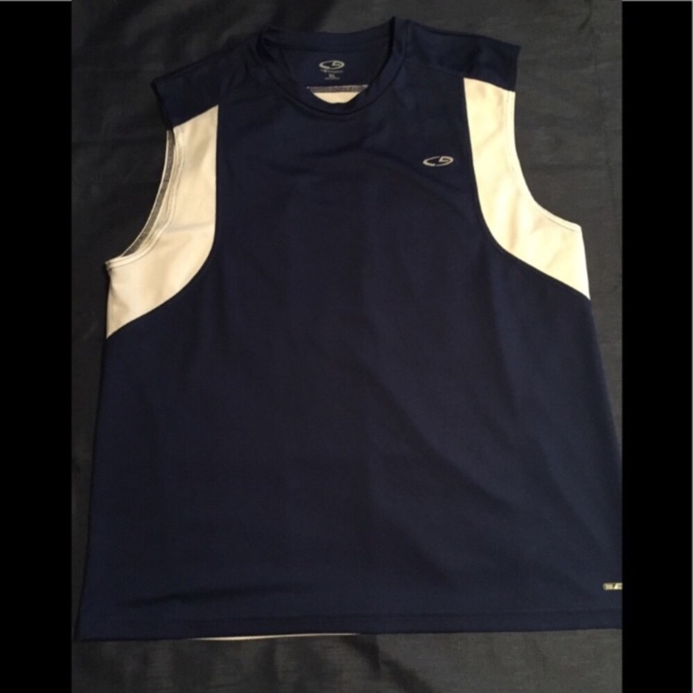 Men’s sleeveless shirt